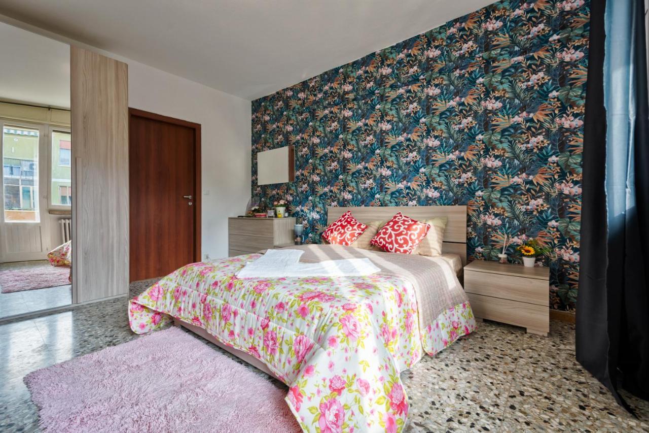 R&R Apartment Маргера Екстер'єр фото